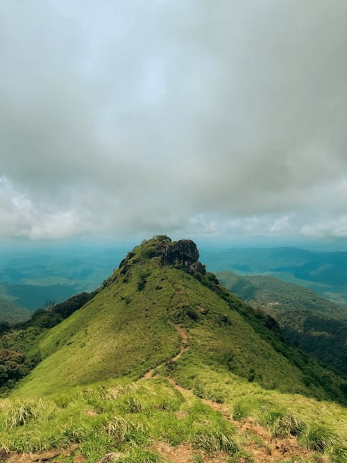 Manjappara View Point: A Panoramic Escape in Wayanad